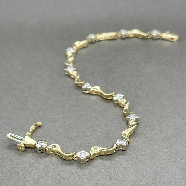 Estate 14K TT 0.51ctw H/SI1 Diamond Flower Link Bracelet - Walter Bauman Jewelers