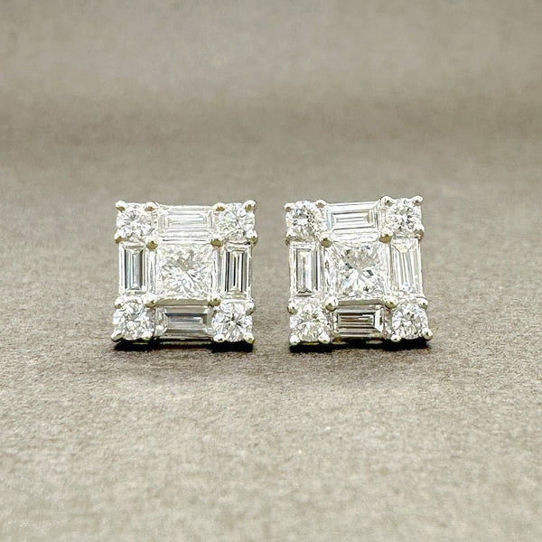 Estate 14K W Gold 1.10ctw G-I/SI1-I1 Diamond Cluster Stud Earrings - Walter Bauman Jewelers