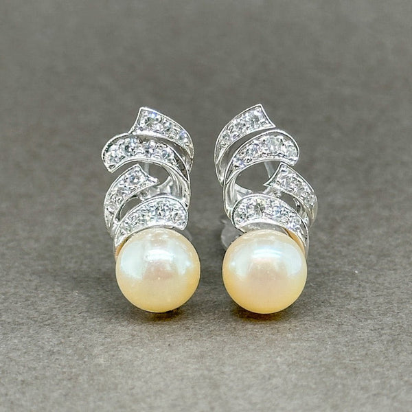 Estate 14K W Gold Akoya Pearl & 0.46ctw G-H/VS2 Diamond Earrings - Walter Bauman Jewelers