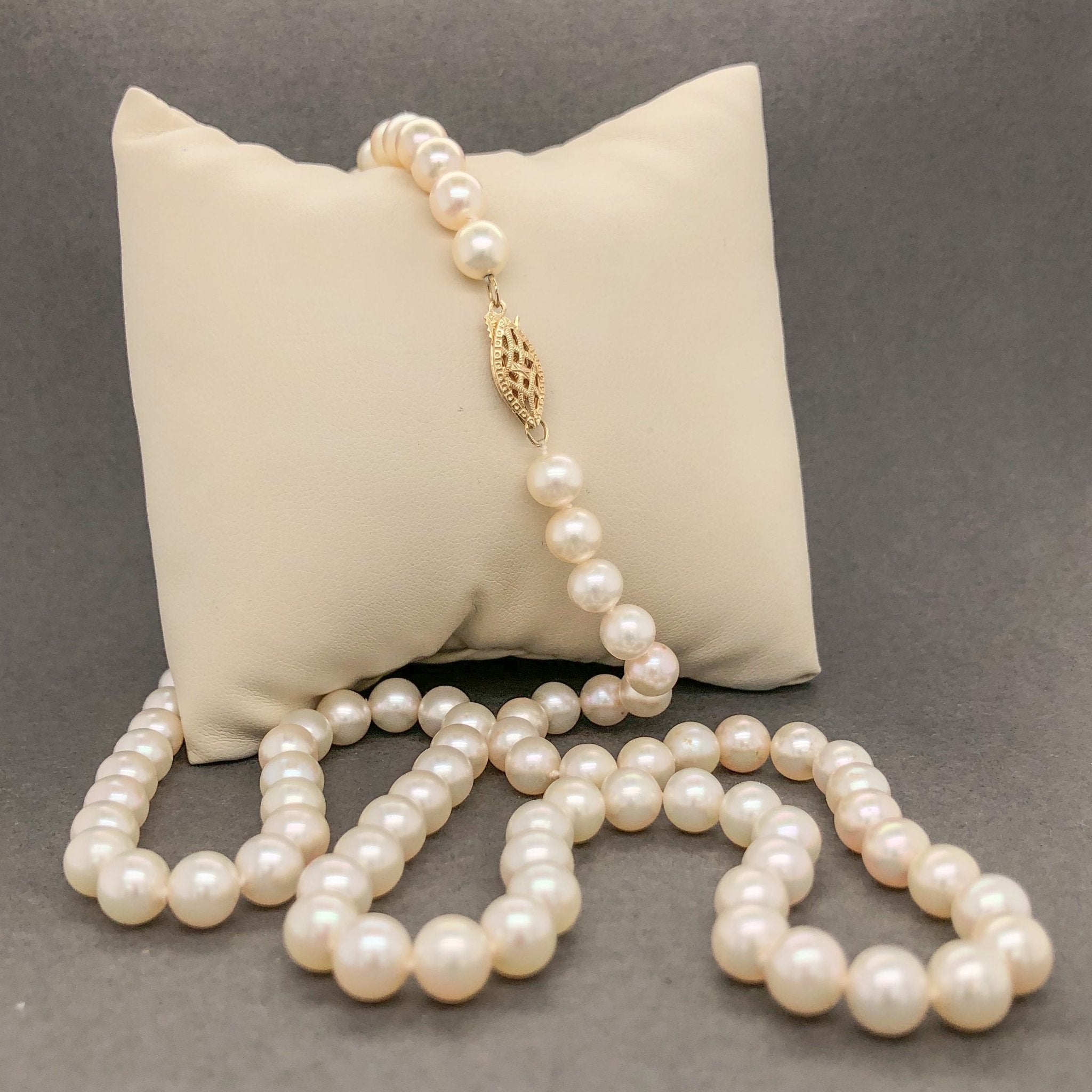 Pearl Necklaces - Cultured Akoya Pearl Strands (Length: 24)