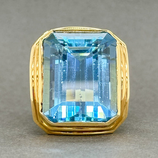 Estate 18K Y Gold 20.24ct Aquamarine Cocktail Ring GIA #2223624452 - Walter Bauman Jewelers