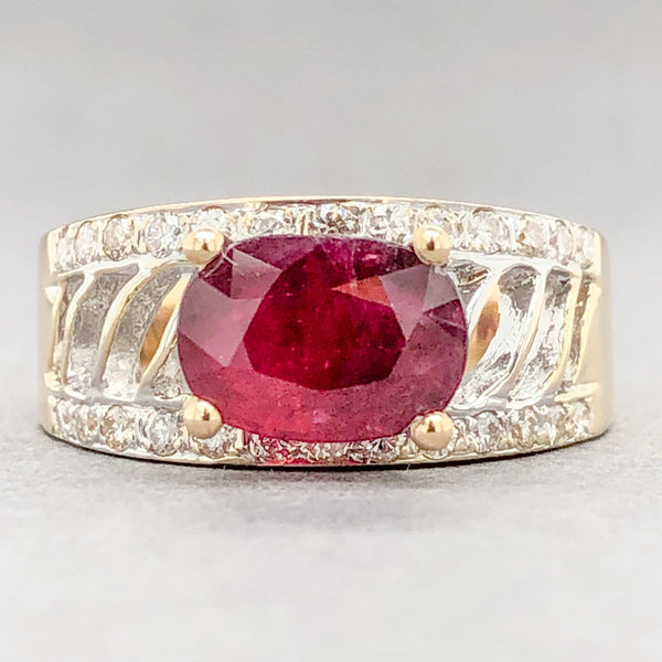 Estate 18K YG 1.53ct Ruby & 0.26cttw H-I/SI1 Diamond Ring - Walter Bauman Jewelers