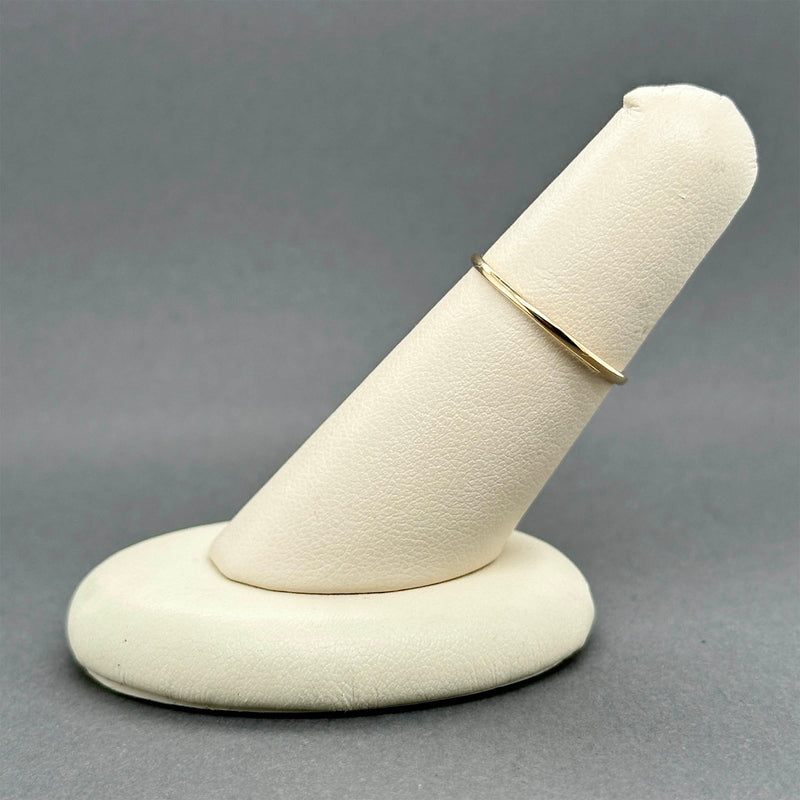 Estate 18K Y Gold 1.15mm Thin Ring