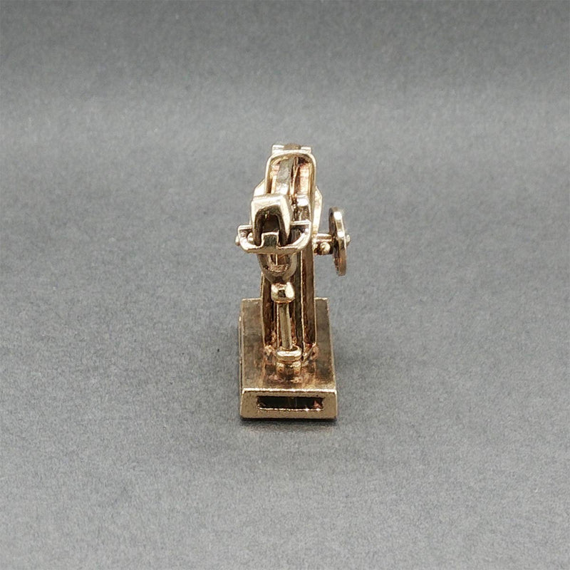 Estate 14K Y Gold Oil Rig Charm