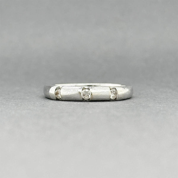 Estate 14K W Gold 0.12ctw Diamond Ring