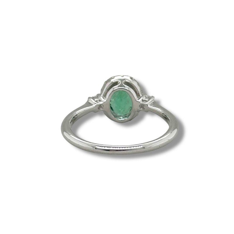 18K W Gold 0.75ct Emerald and 0.25ctw Diamonds H/SI1 Halo Diamond Ring