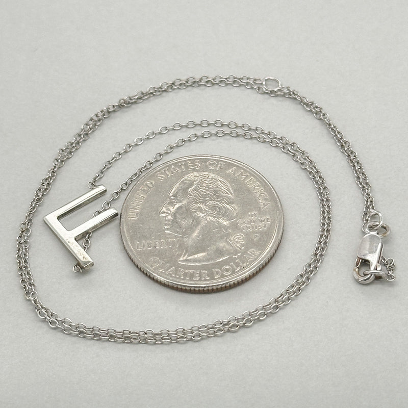 Colgante SS con inicial "F" lateral