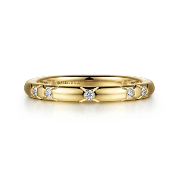 14K Y Gold 0.15ctw G/SI2 11 Diamond Station Ring - Walter Bauman Jewelers