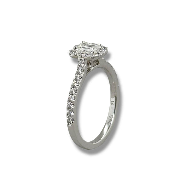 Anillo de compromiso de diamantes EC de 0,85 quilates en oro de 14 quilates