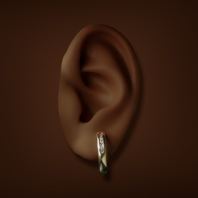 Estate 14K Y Gold 0.12ctw Diamond Hoop Earrings