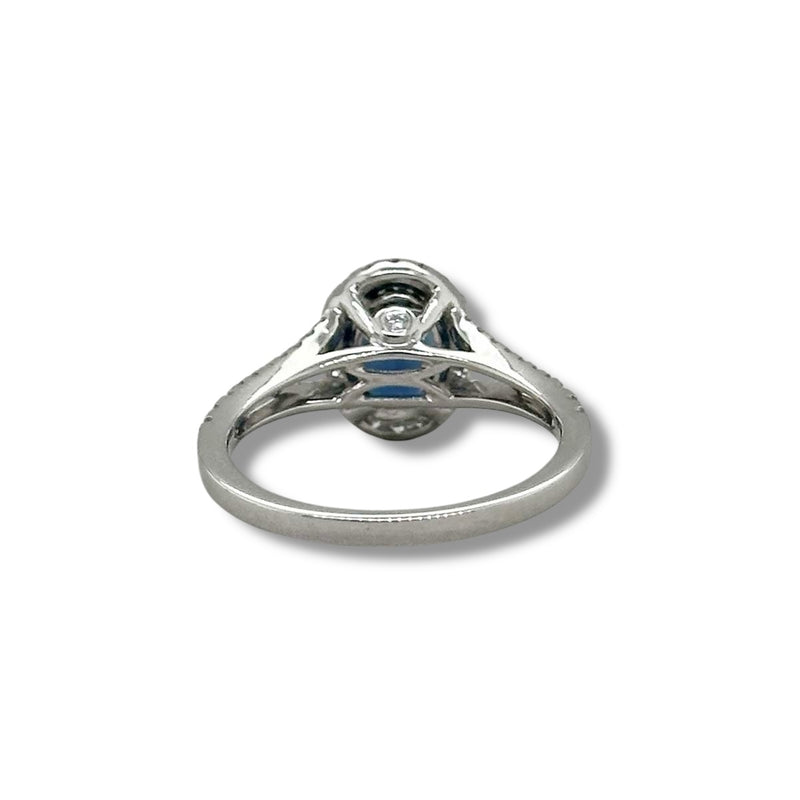 18K W Gold 1.26ct Sapphire and 0.40ctw Diamonds H/SI1 Halo Diamond Ring