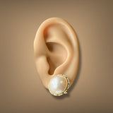 Estate 14K Y Gold Mabe Pearl Earrings