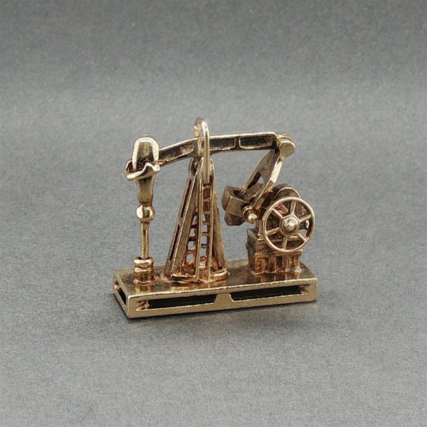 Estate 14K Y Gold Oil Rig Charm