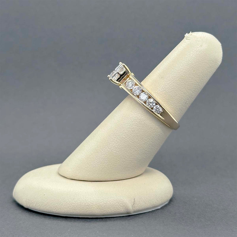Estate 14K Y Gold 1.48ctw G-H/SI2-I1 Diamond Eng. Ring