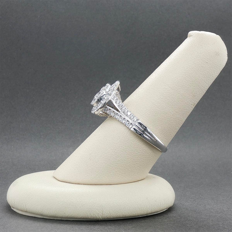 Estate 14K W Gold 0.98ctw Diamond Pear Cluster Ring