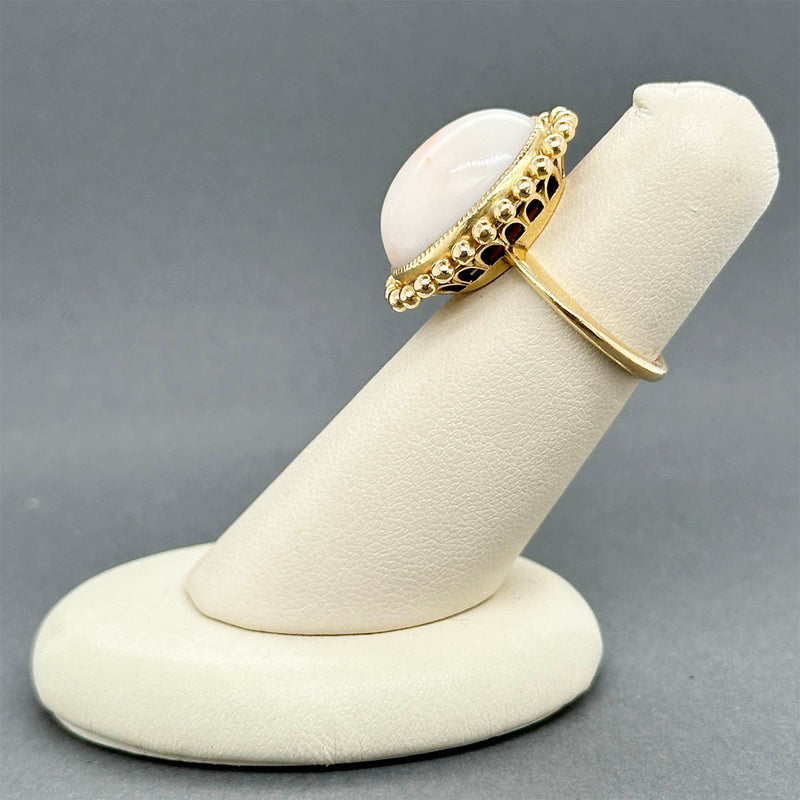Estate 18K Y Gold 13.01ctAngel Skin Coral Ring