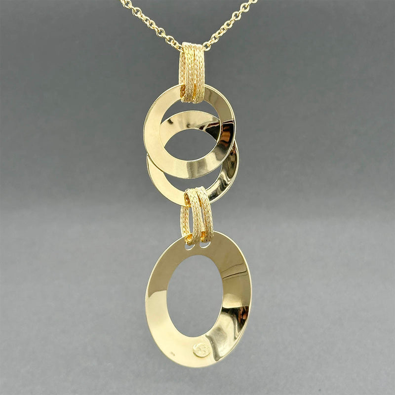 Estate 18K Y Gold Triple Link Pendant