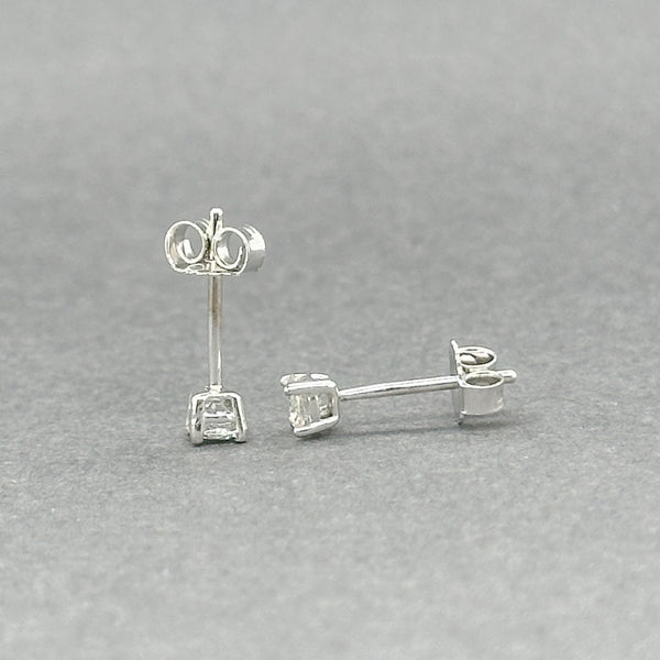 Estate 14K W Gold 0.25ctw G-H/SI1-I1 Diamond Stud Earrings