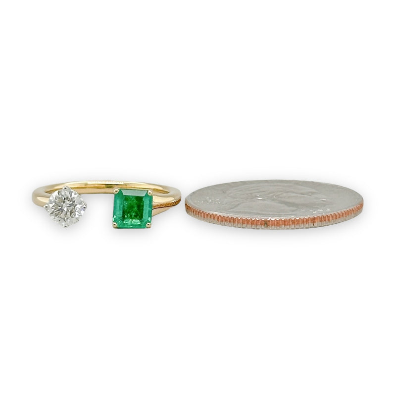 18K Y Gold 0.45ct Emerald and I/SI1 0.58ct Diamond Ring