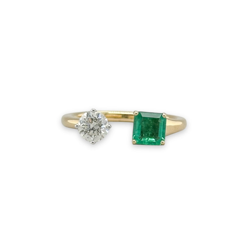 18K Y Gold 0.45ct Emerald and I/SI1 0.58ct Diamond Ring