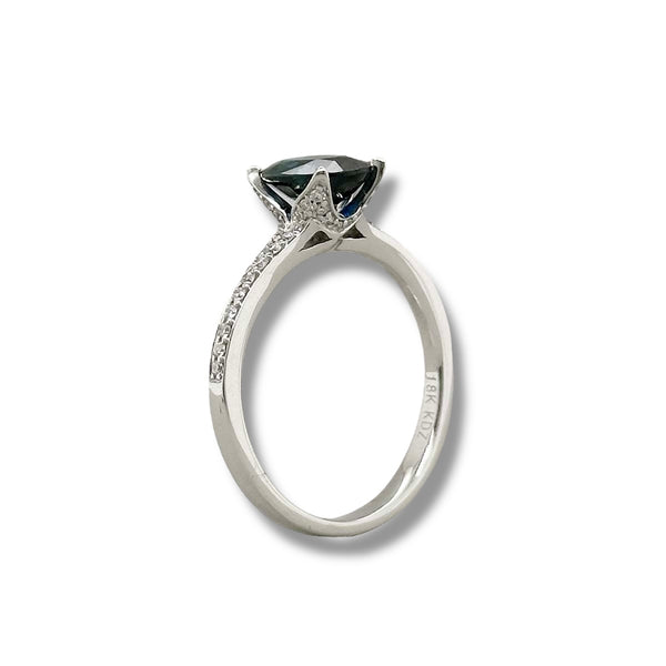 18K W Gold 1.38ct Oval Sapphire and 0.19ct H/SI1 Diamond Ring