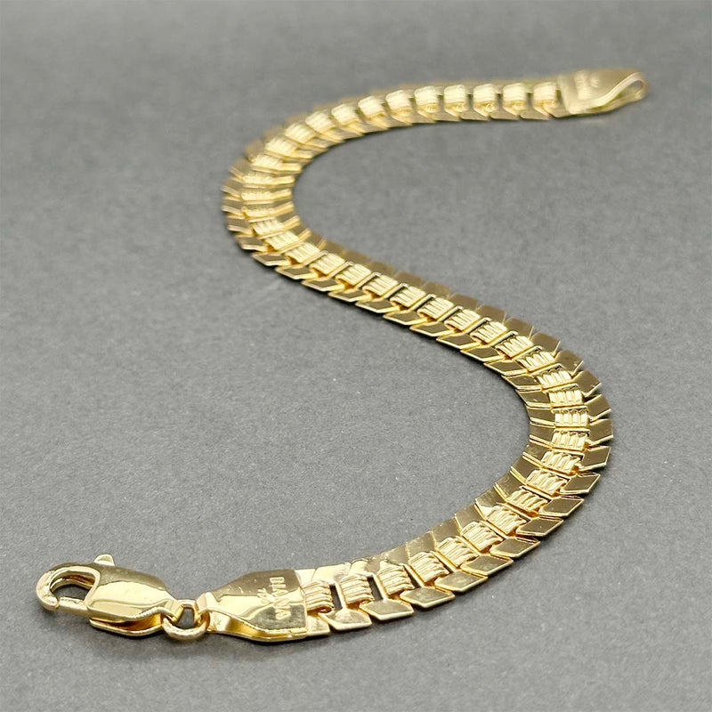 Estate 18K Y Gold Fancy Link Bracelet