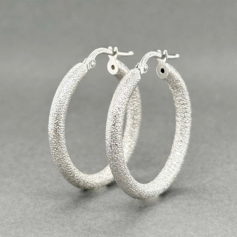 Estate 14K W Gold 27.10mm Stardust Hoop Earrings