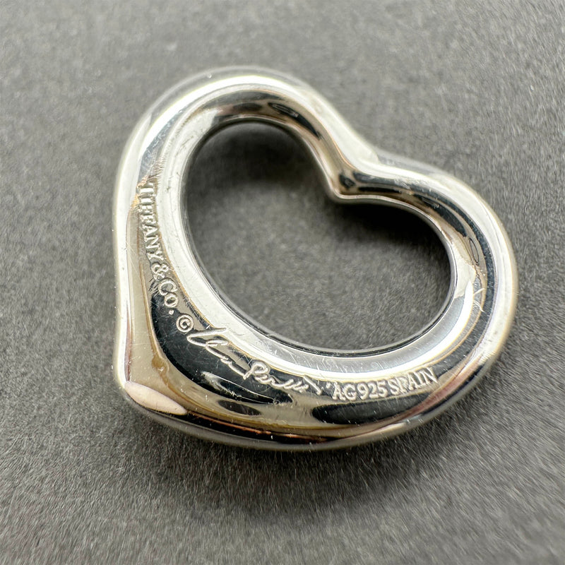 Estate Tiffany & Co. Peretti SS 16mm Open Heart Pendant