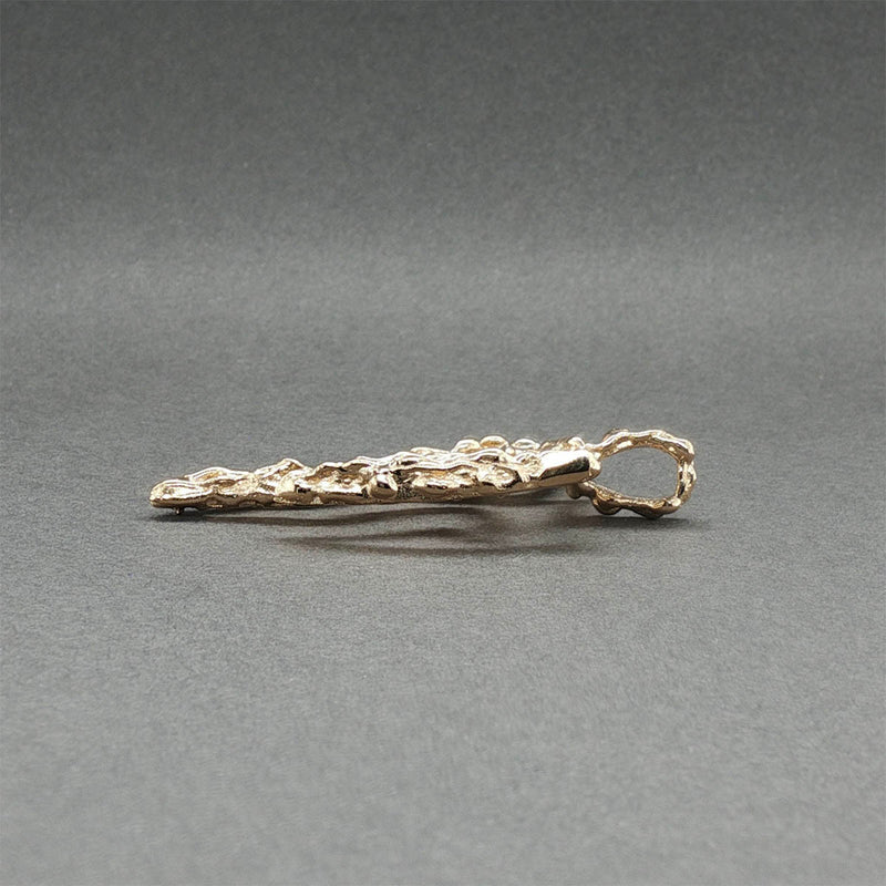 Estate 14K Y Gold Chai Pendant