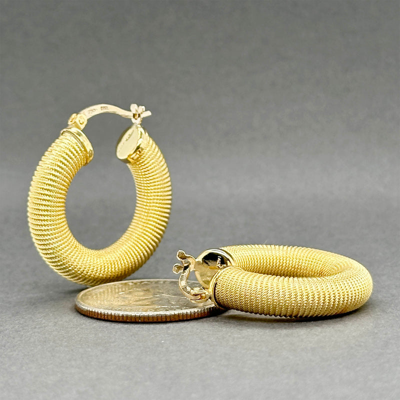 Estate 18K Y Gold 27mm Ribbed Hoop Earrings