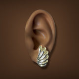 Estate 14K Y Gold Feathered Clip On Earrings