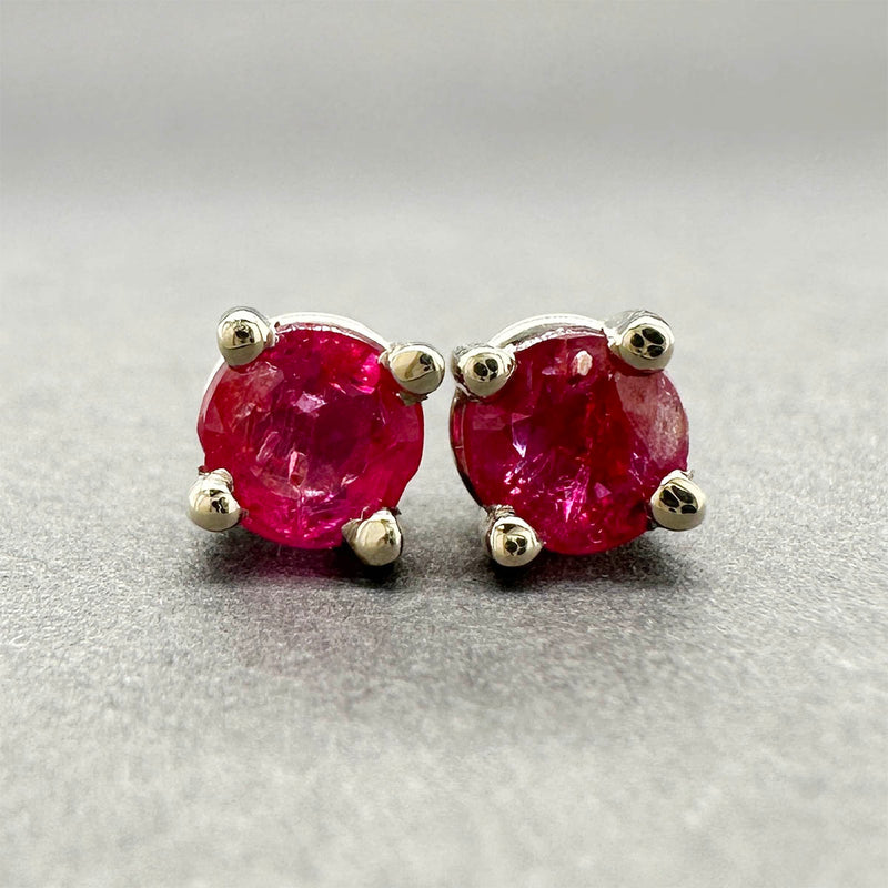 Aretes Estate de oro de 14 quilates con rubíes de 0,70 quilates