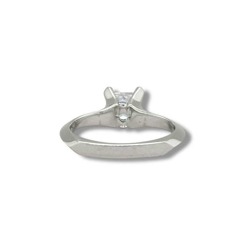 Claude Thibaudeau Montaje de compromiso de oro de 18 quilates con diamantes de 5,4 mm