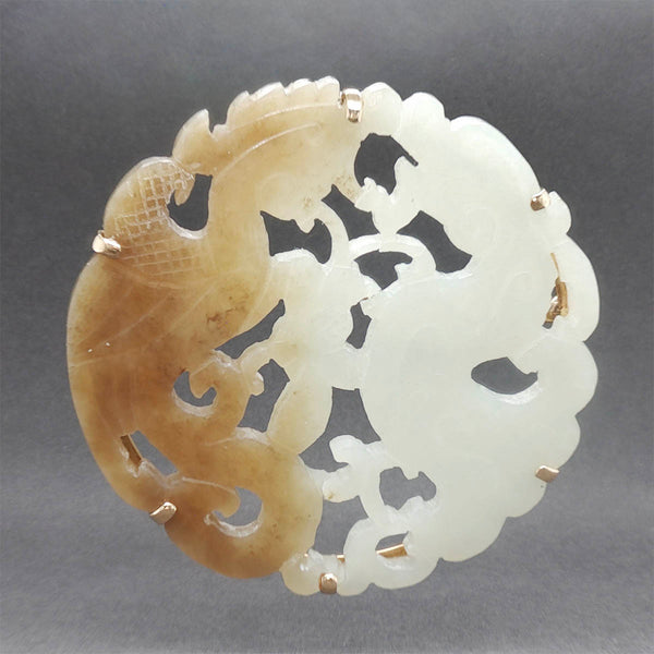 Estate 14K Y Gold 74.56ct Carved Jadeite Brooch