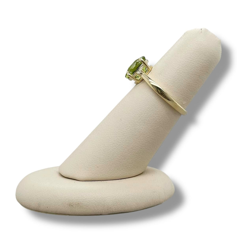 14K Y Gold 0.09ctw Diamond and 2.10ct Oval Peridot Ring