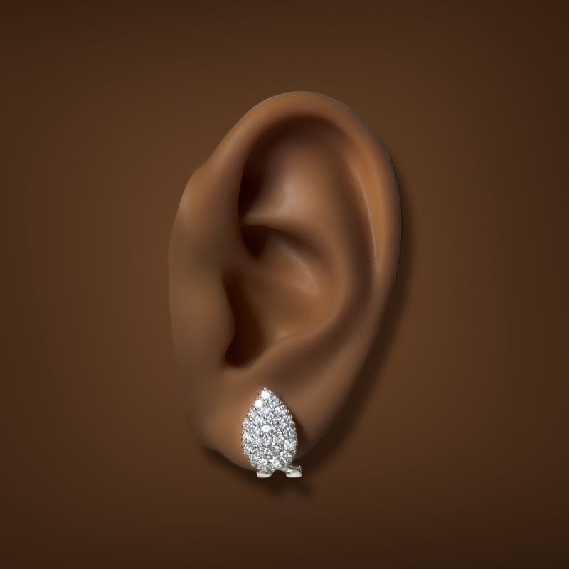 Estate 14K W Gold 0.98ctw Diamond Pear Earrings