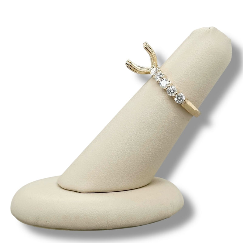 14K Y Gold 0.92ctw  G/I1 Diamond Mounting