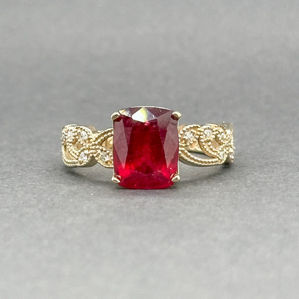 Estate 18K Y Gold 4.23ct Ruby & 0.11ctw Diamond Ring