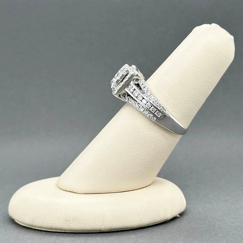 Estate 14K W Gold 1.28ctw Diamond Cluster Eng. Ring