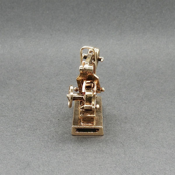 Estate 14K Y Gold Oil Rig Charm