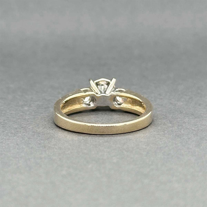 Estate 14K TT Gold 0.54ctw Diamond Eng. Ring