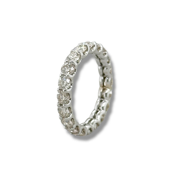 18K W Gold 2.60ctw J/SI1 Diamond Eternity Band