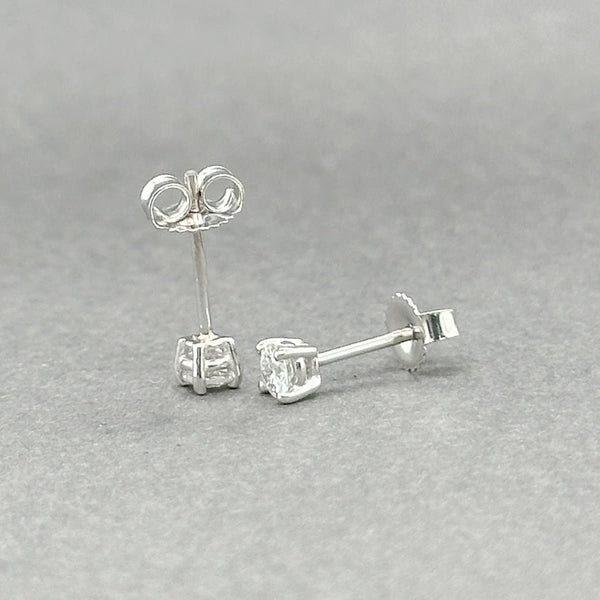 Estate 14K W Gold 0.20ctw G - I/SI2 - I1 Diamond Stud Earrings - Walter Bauman Jewelers