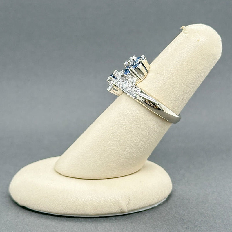 Estate 14K W Gold 0.91ctw Sapphire & 0.77ctw G - H/SI1 - 2 Diamond Flower Ring - Walter Bauman Jewelers