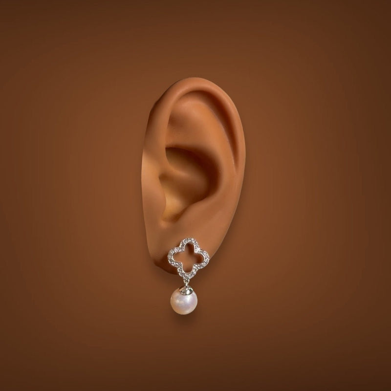 Estate 14K W Gold Akoya Pearl & 0.13ctw H/SI2 - I1 Diamond Clover Earrings - Walter Bauman Jewelers