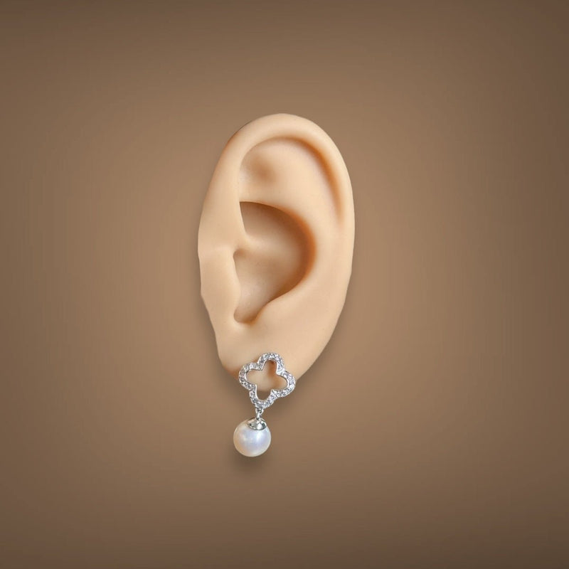 Estate 14K W Gold Akoya Pearl & 0.13ctw H/SI2 - I1 Diamond Clover Earrings - Walter Bauman Jewelers