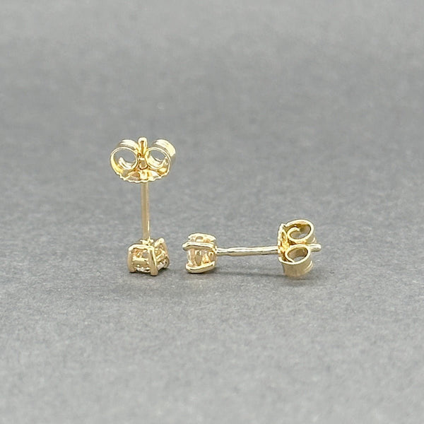 Estate 14K Y Gold 0.18ctw H - I/SI1 - 2 Diamond Stud Earring - Walter Bauman Jewelers