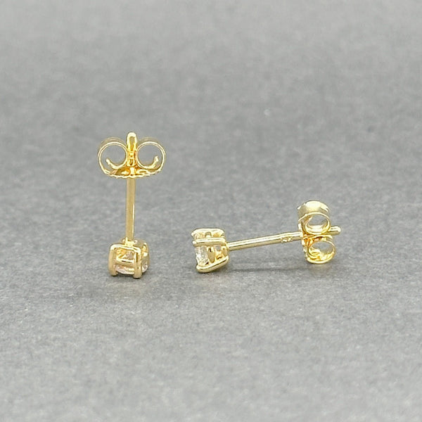 Estate 14K Y Gold 0.20ctw H - I/SI2 - I1 Diamond Stud Earrings - Walter Bauman Jewelers