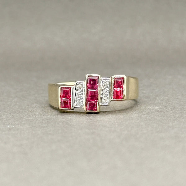 Estate 14K Y Gold 0.56ctw Ruby & 0.02ctw H-I/SI1-2 Diamond Ring - Walter Bauman Jewelers