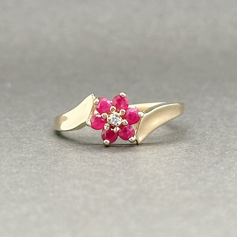 Estate 14K Y Gold 0.6ctw Ruby & 0.01ct H-I/SI2 Diamond Flower Ring - Walter Bauman Jewelers